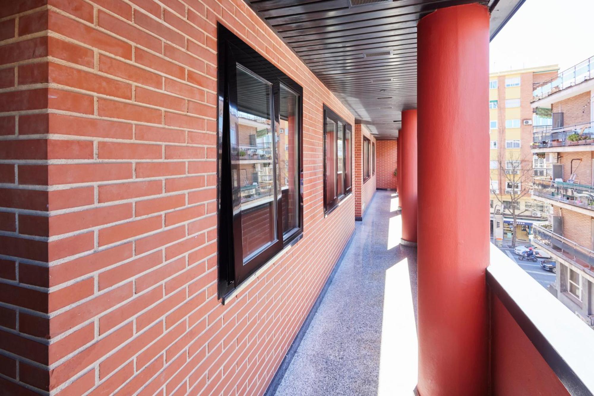 Alojamiento Santa Rosa Madrid Exterior foto