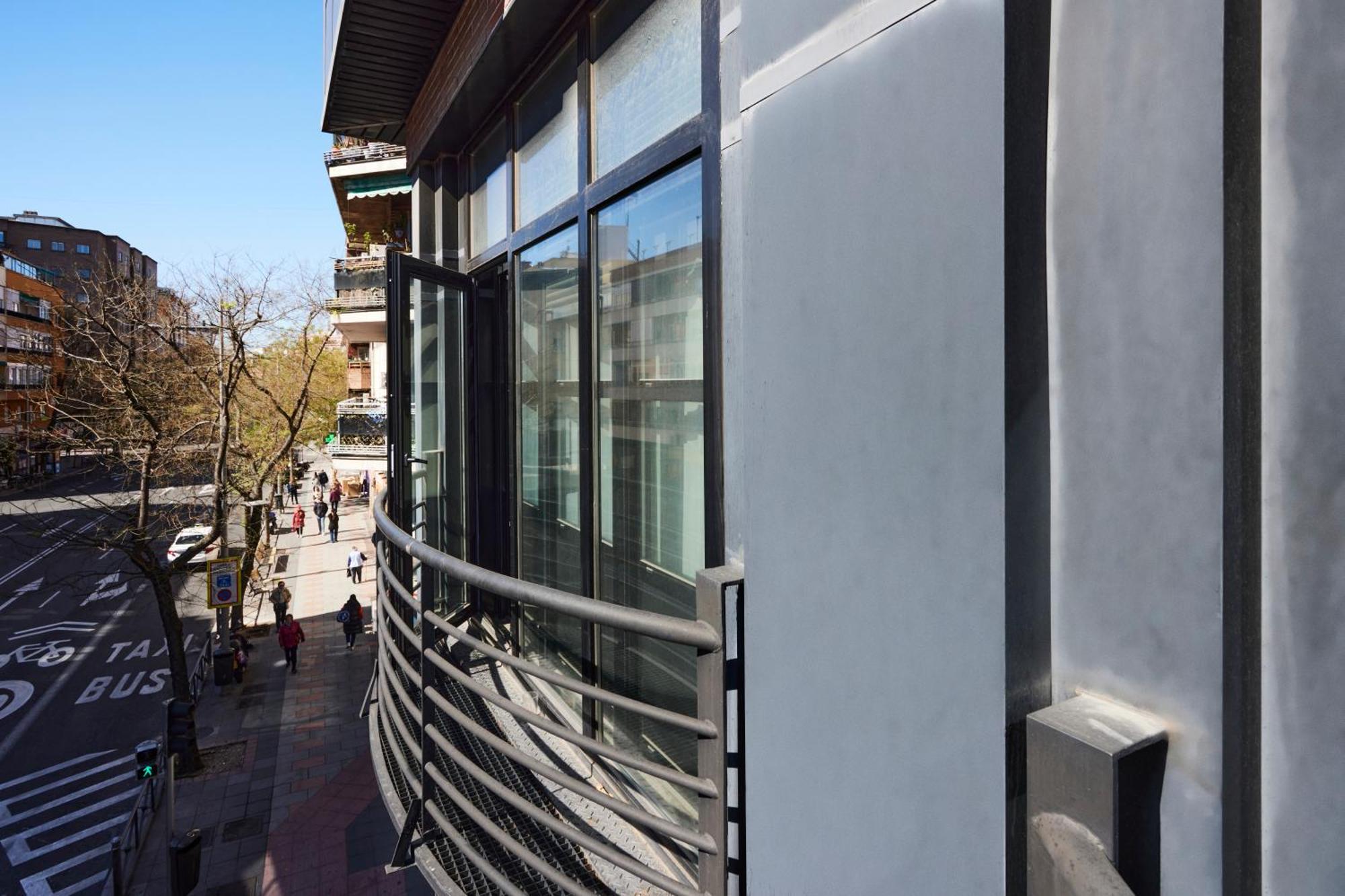 Alojamiento Santa Rosa Madrid Exterior foto